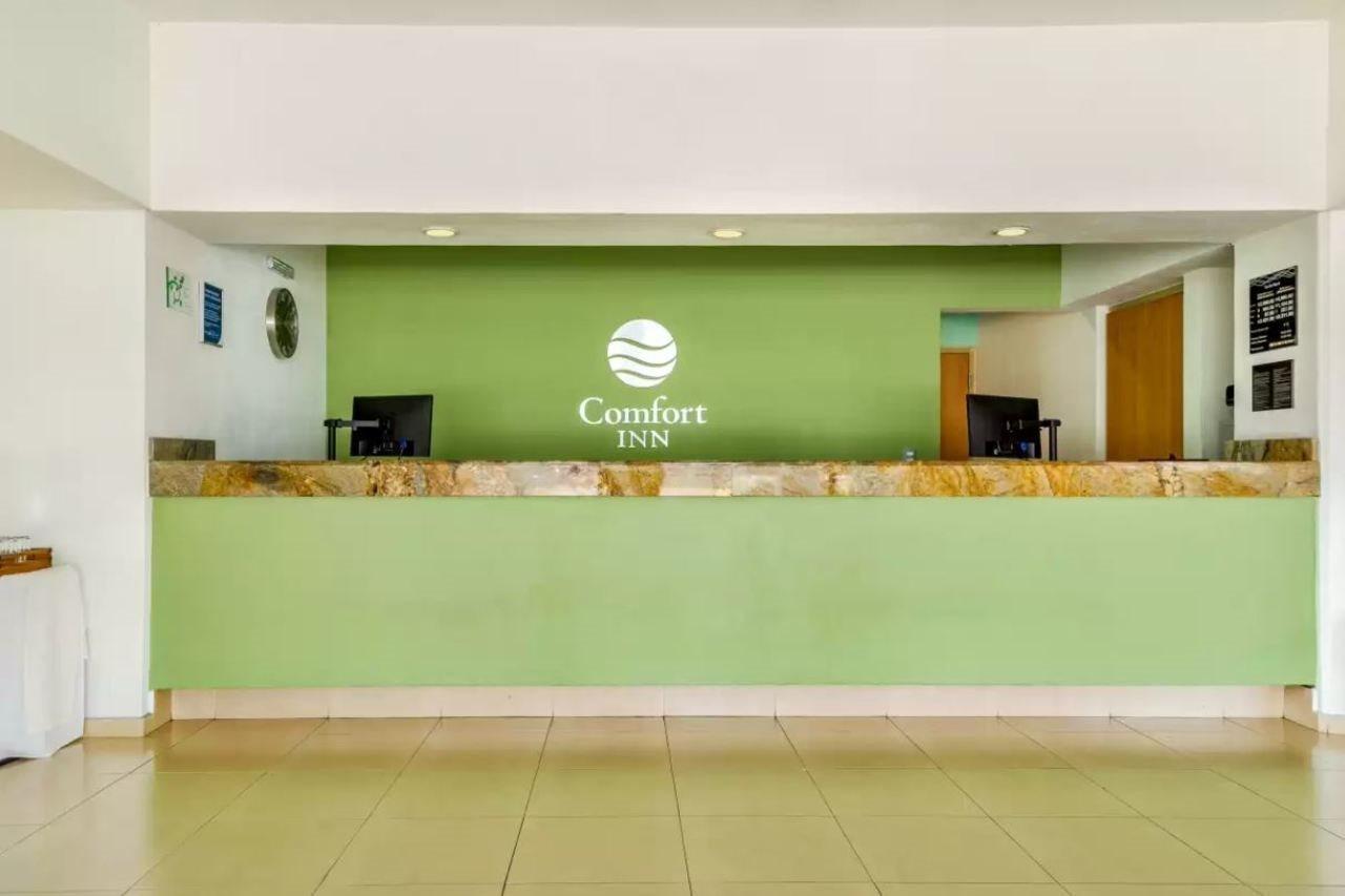 Comfort Inn Puerto Vallarta Extérieur photo